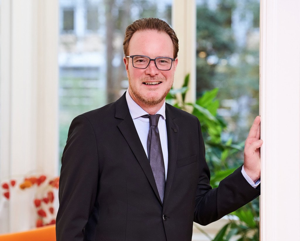 Portr&auml;t Dr. Christian Suhm