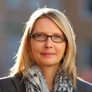 Portrait Professor Claudia Sadowski-Smith