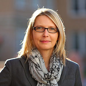 Porträt Professor Claudia Sadowski-Smith